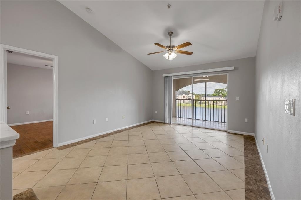 940 Village Trail - Photo 6