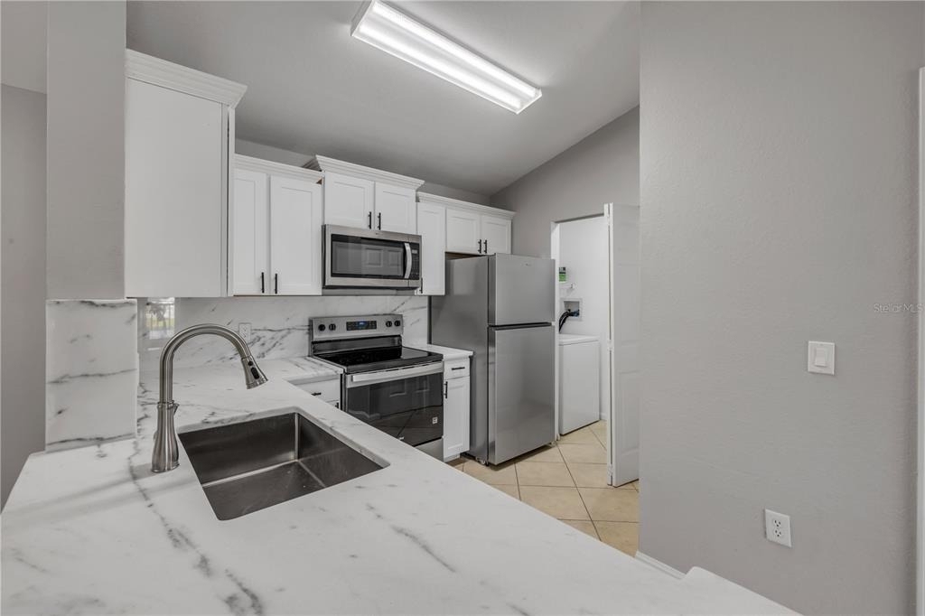 940 Village Trail - Photo 11
