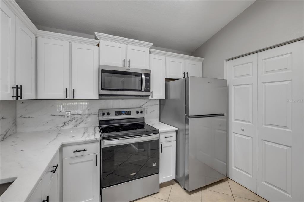 940 Village Trail - Photo 14