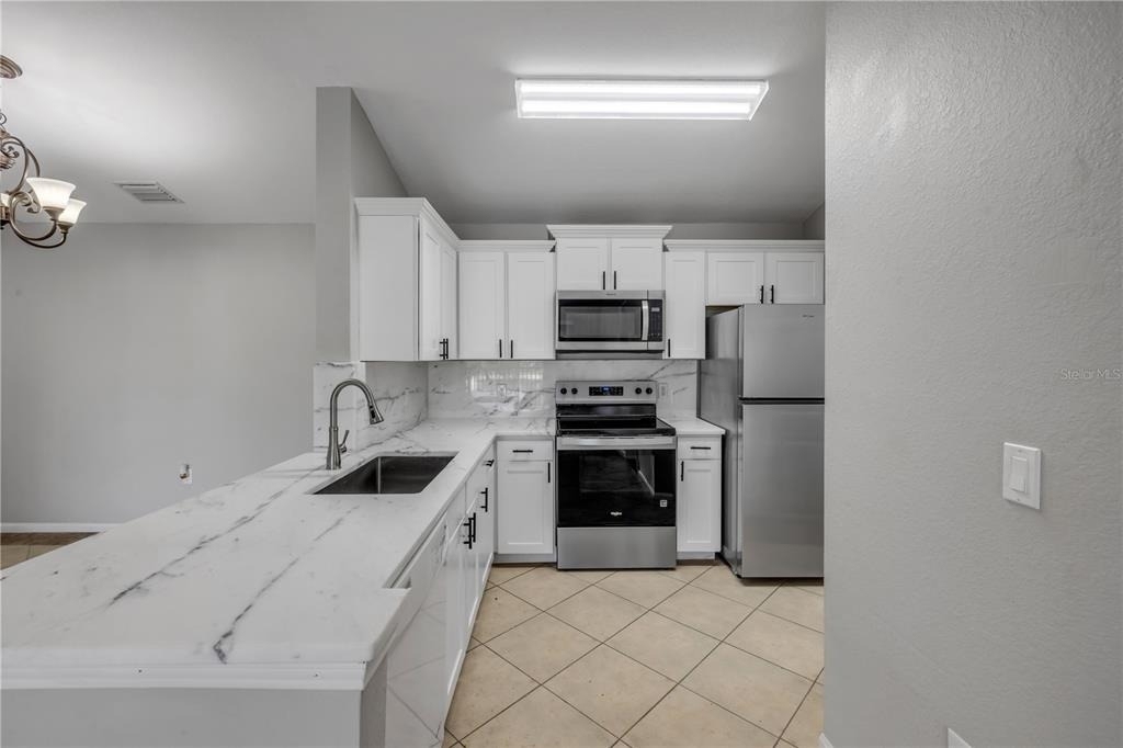 940 Village Trail - Photo 12