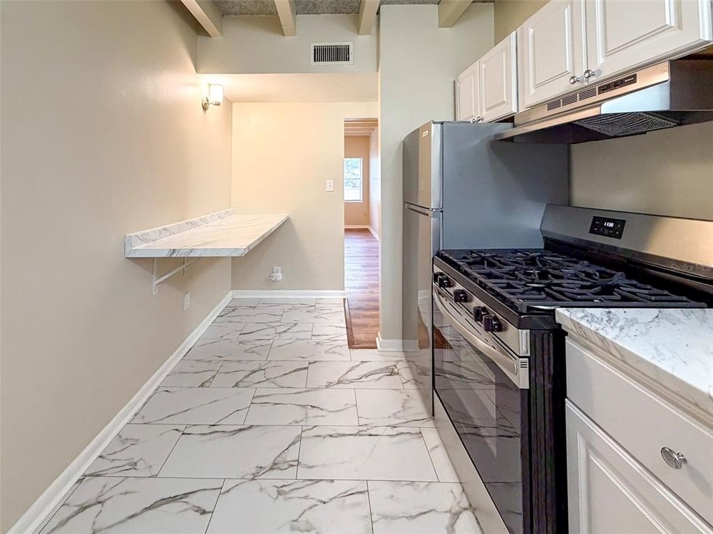 219 Nw 3rd Avenue - Photo 10