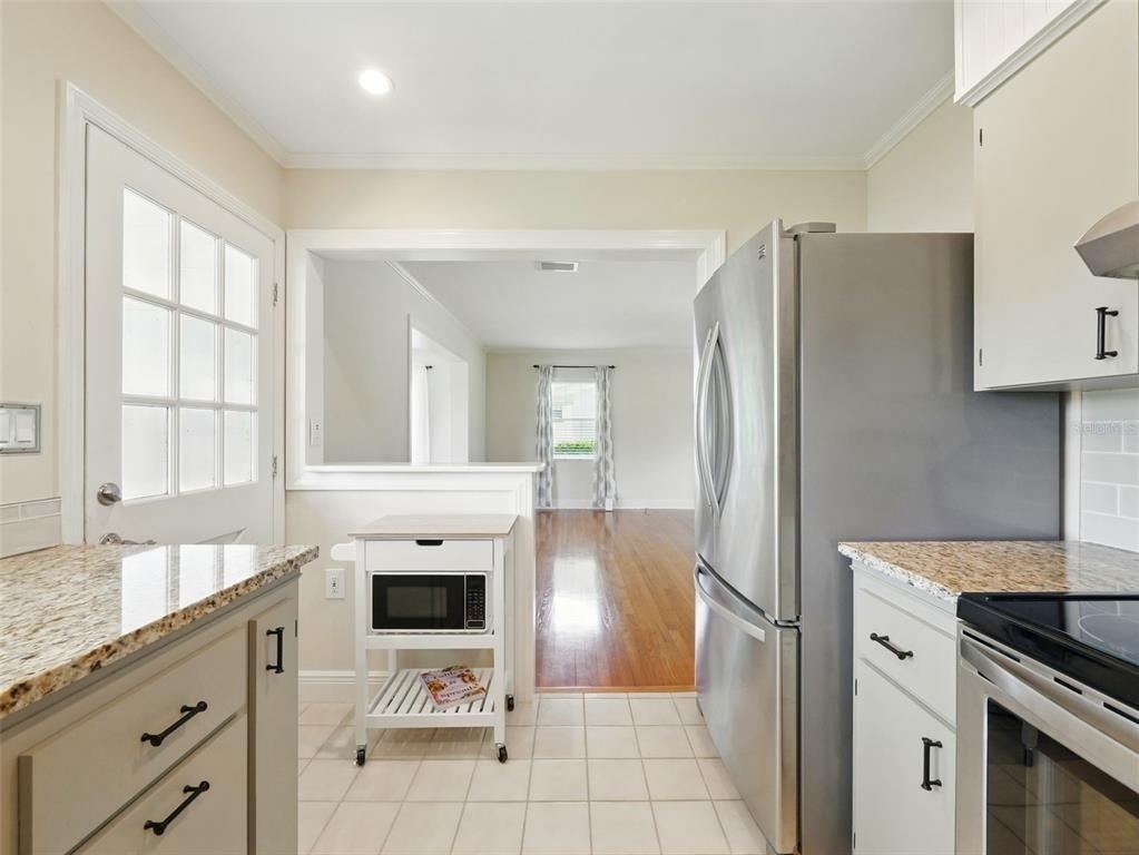 1426 Crestview Drive - Photo 12