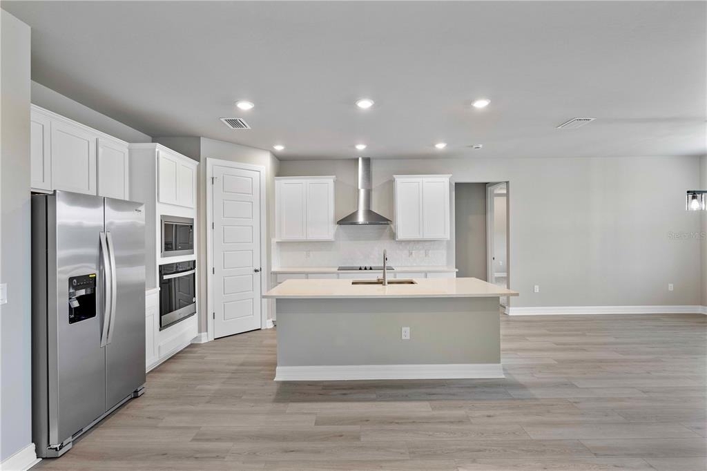 16420 Seven Lakes Avenue - Photo 14