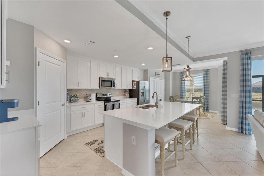 14184 Heritage Landing Boulevard - Photo 9