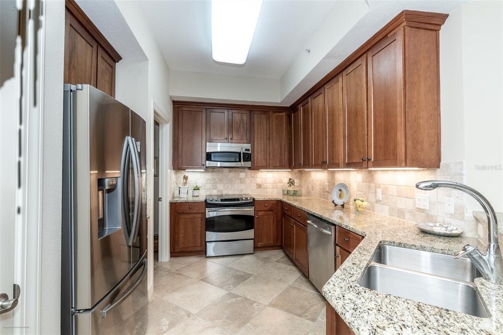 10521 Amberjack Way - Photo 13