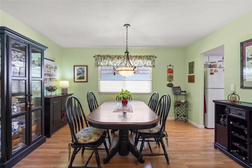 1325 Glen Oaks Drive E - Photo 11