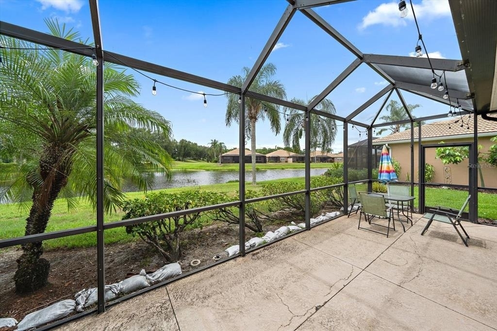 8326 Summer Greens Terrace - Photo 32
