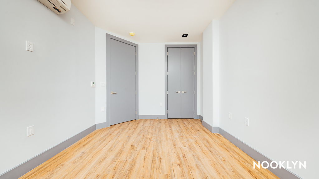 210 Parkville Ave 11230 - Photo 3