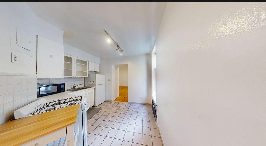 East 65th  Street - Photo 2