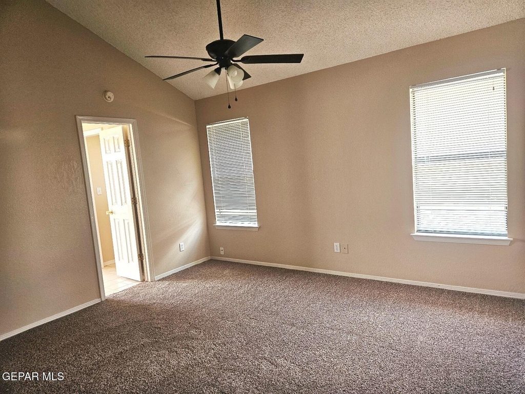 1120 Coyote Lane - Photo 9