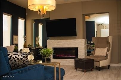 513 S Festival Drive - Photo 2