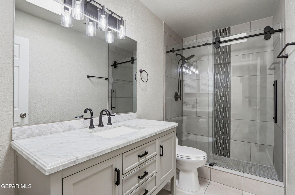 5205 Valley Spring Way - Photo 17