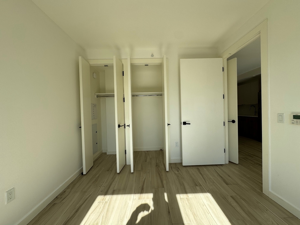 2718 Church Avenue - Photo 2