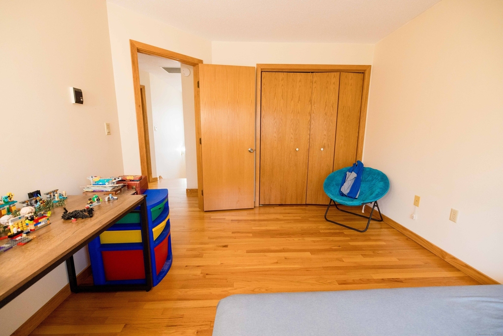 18 Clifford Avenue - Photo 24