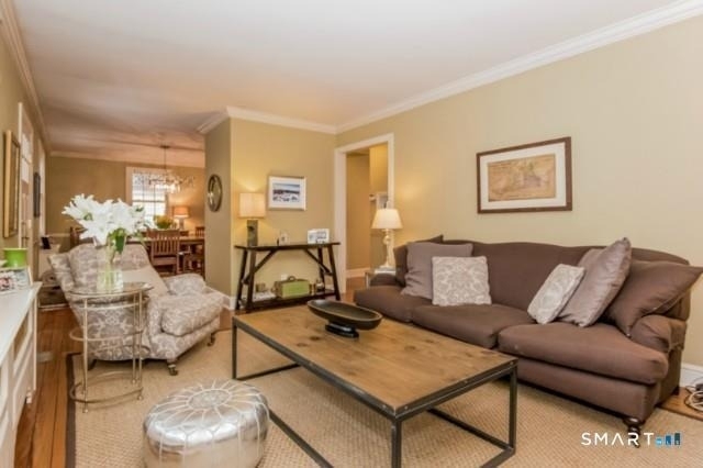 90 Linden Avenue - Photo 1