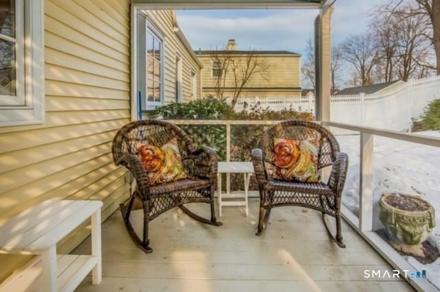 90 Linden Avenue - Photo 13