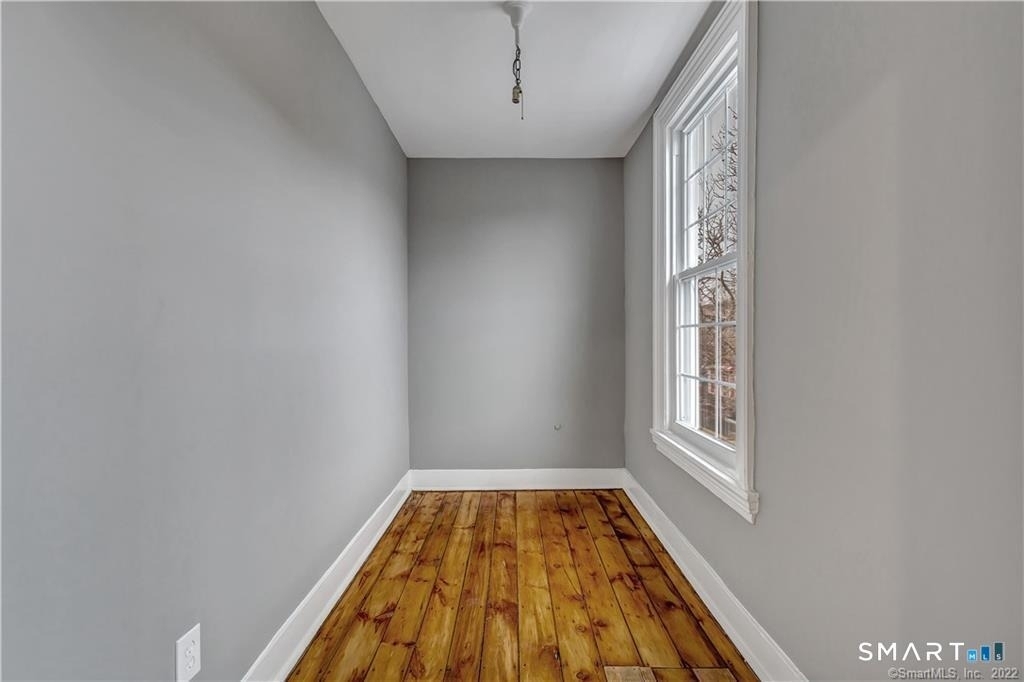 981 State Street - Photo 6