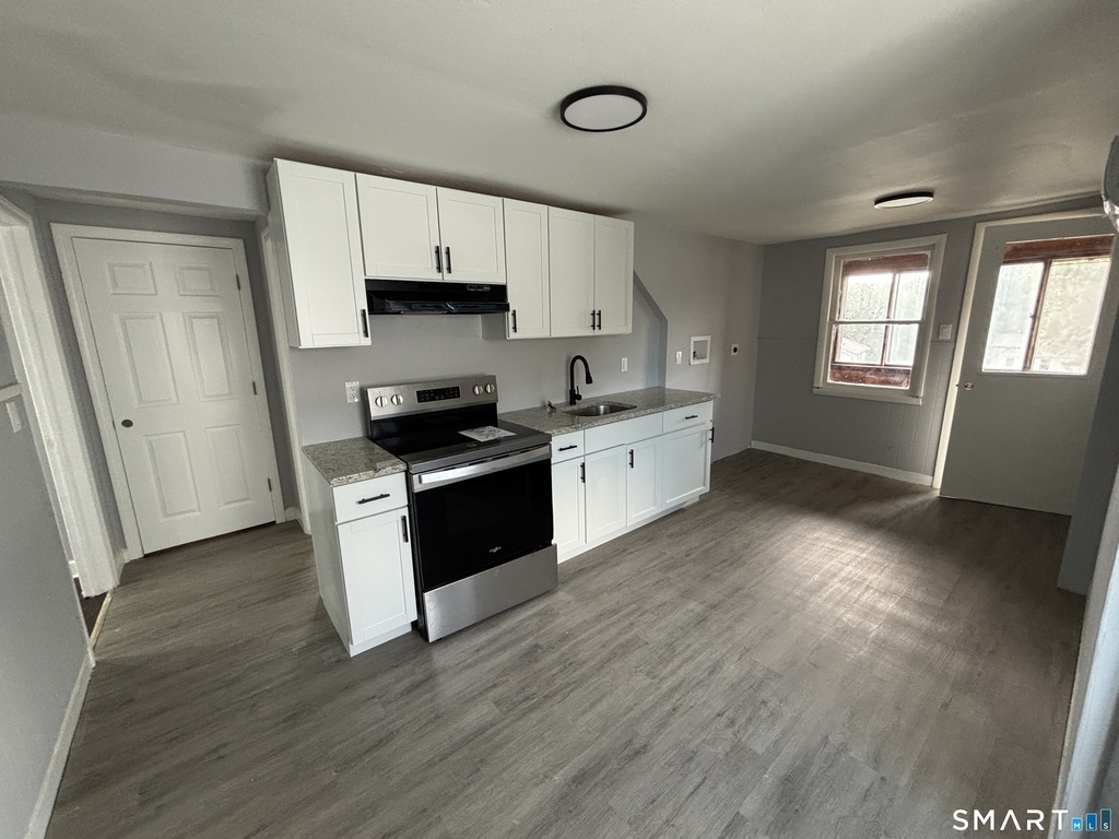 231 Goddard Avenue - Photo 0