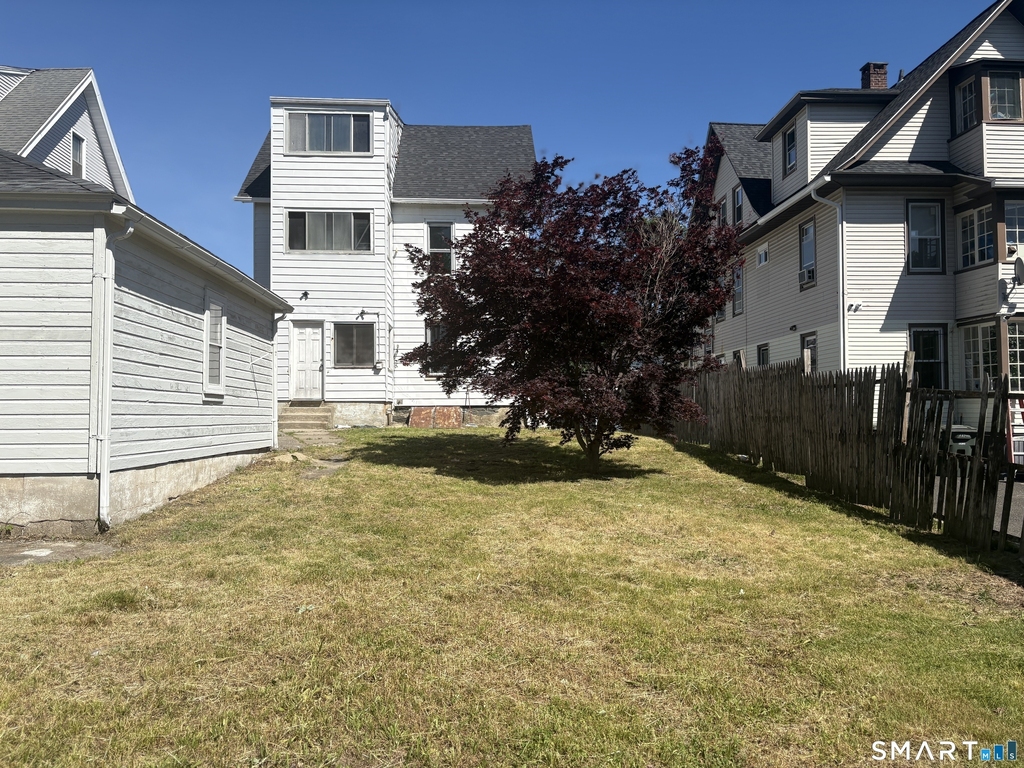 231 Goddard Avenue - Photo 13