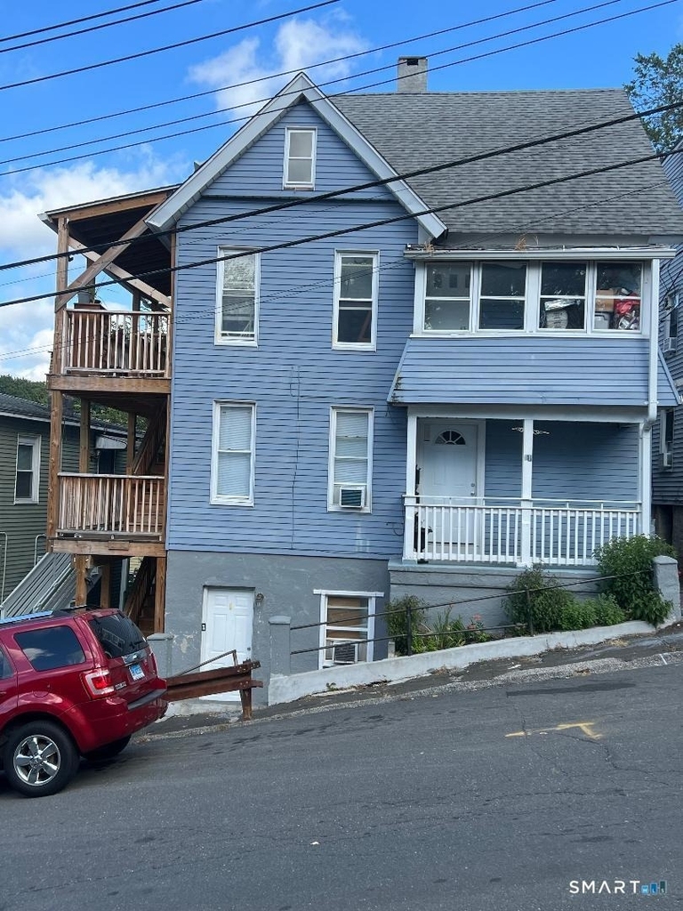 11 Seventh Street - Photo 0
