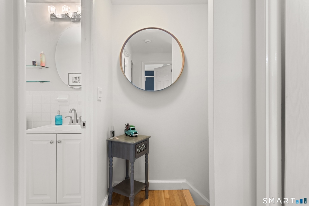 245 Sunnyridge Avenue - Photo 13