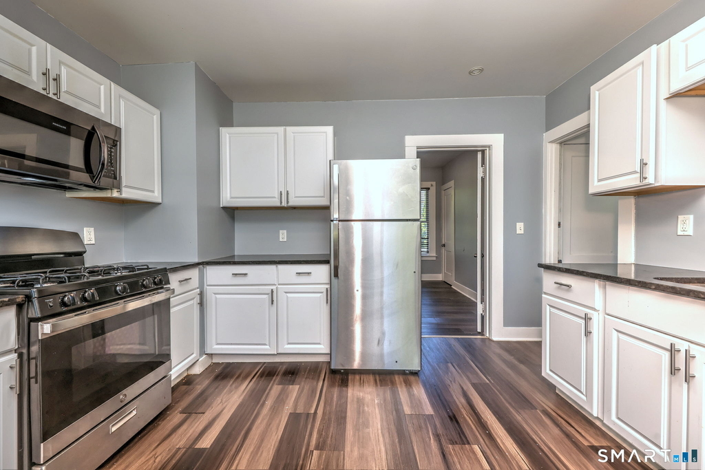 31 Winthrop Street - Photo 8
