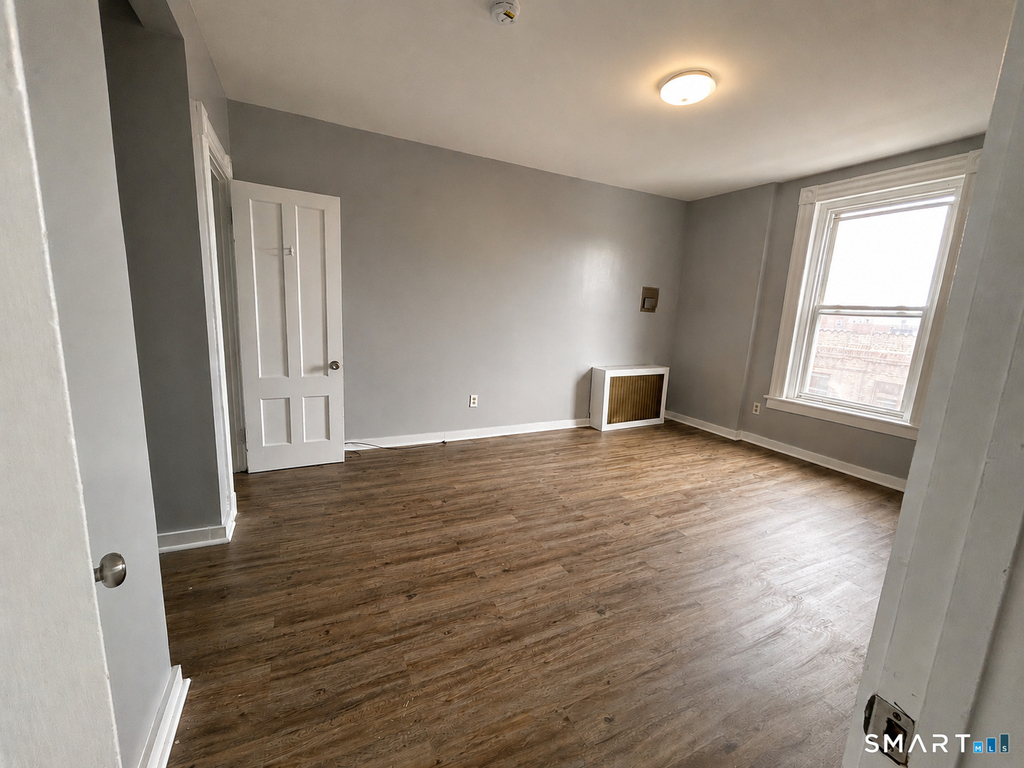 460 Main Street - Photo 3