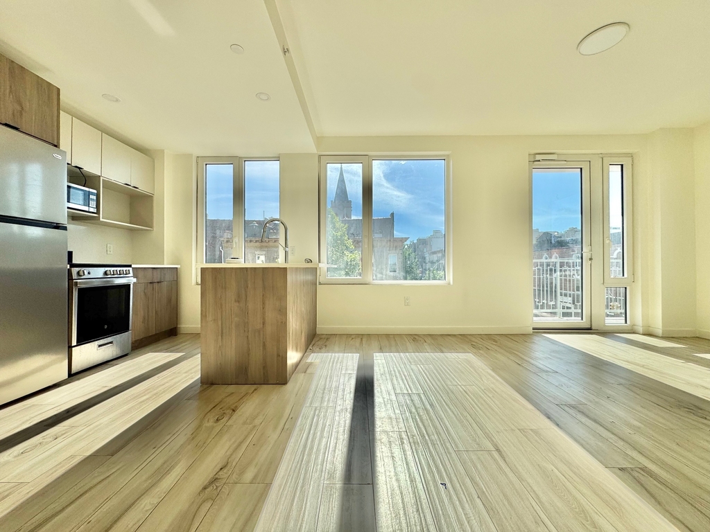 2718 Church Avenue - Photo 1