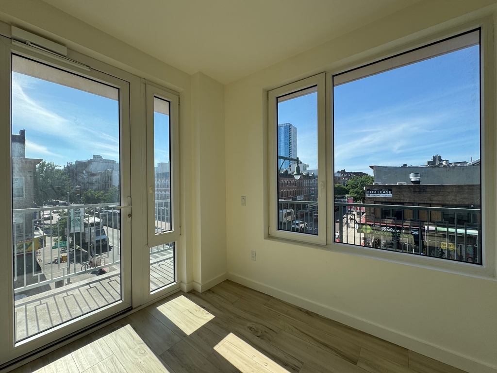 2718 Church Avenue - Photo 5