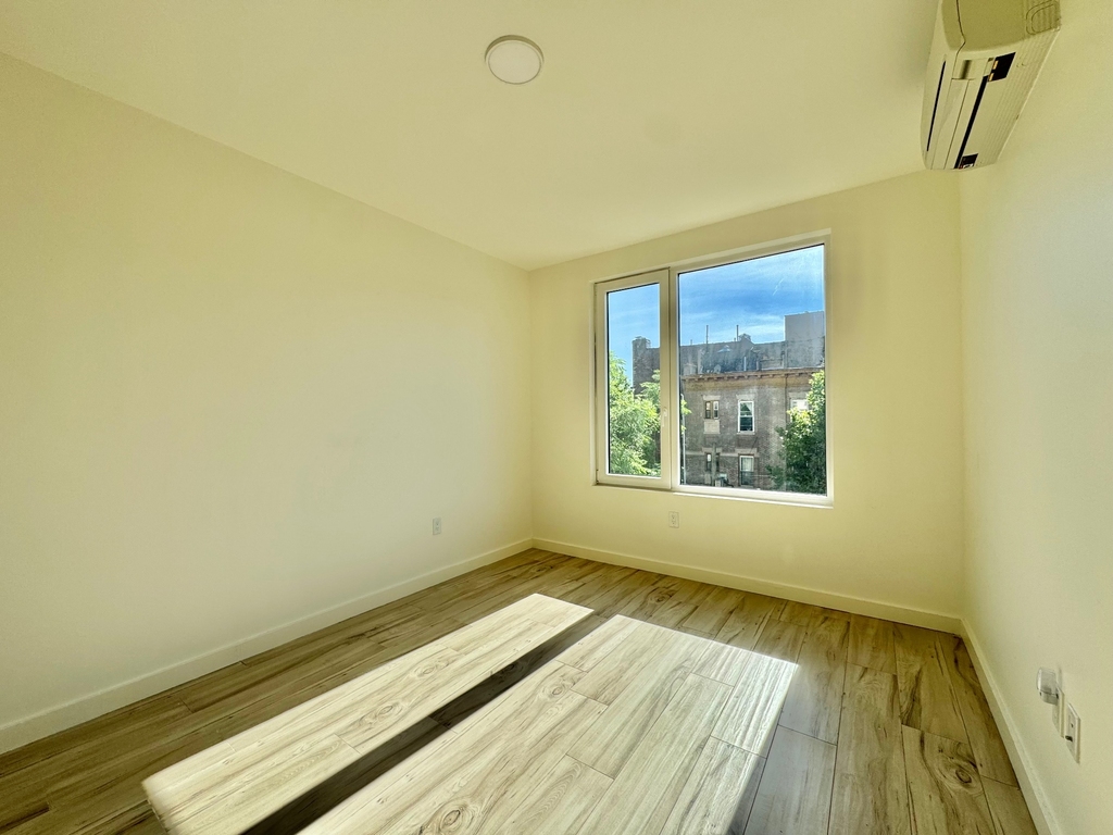 2718 Church Avenue - Photo 7