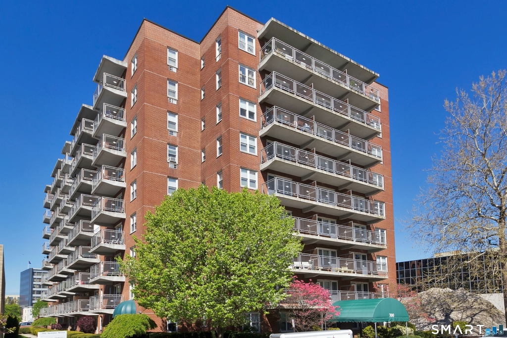700 Summer Street - Photo 0