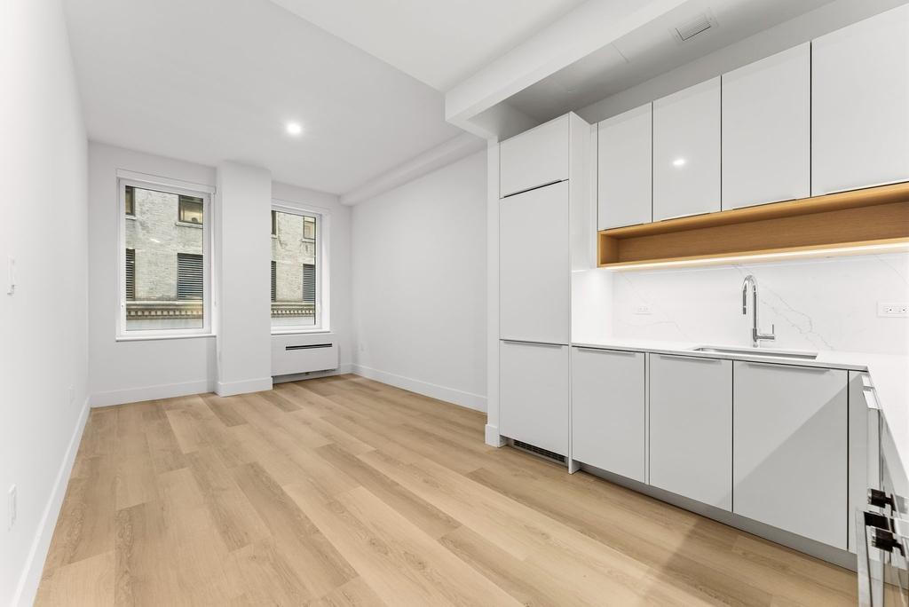 55 Broad Street - Photo 0