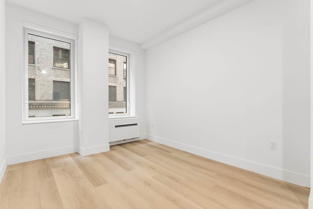 55 Broad Street - Photo 1