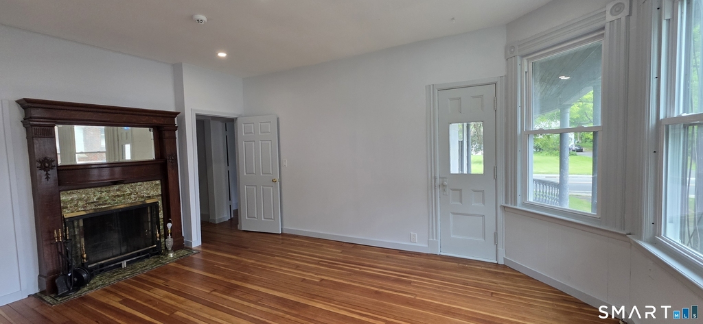 140 Spring Street - Photo 1