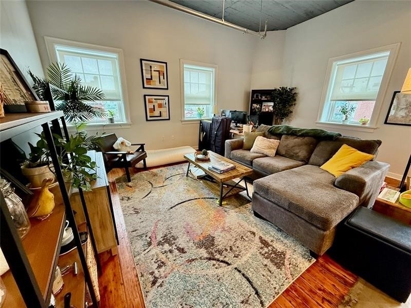 212 45th St - Photo 4
