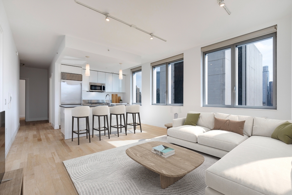 554 West 54th Street - Photo 1