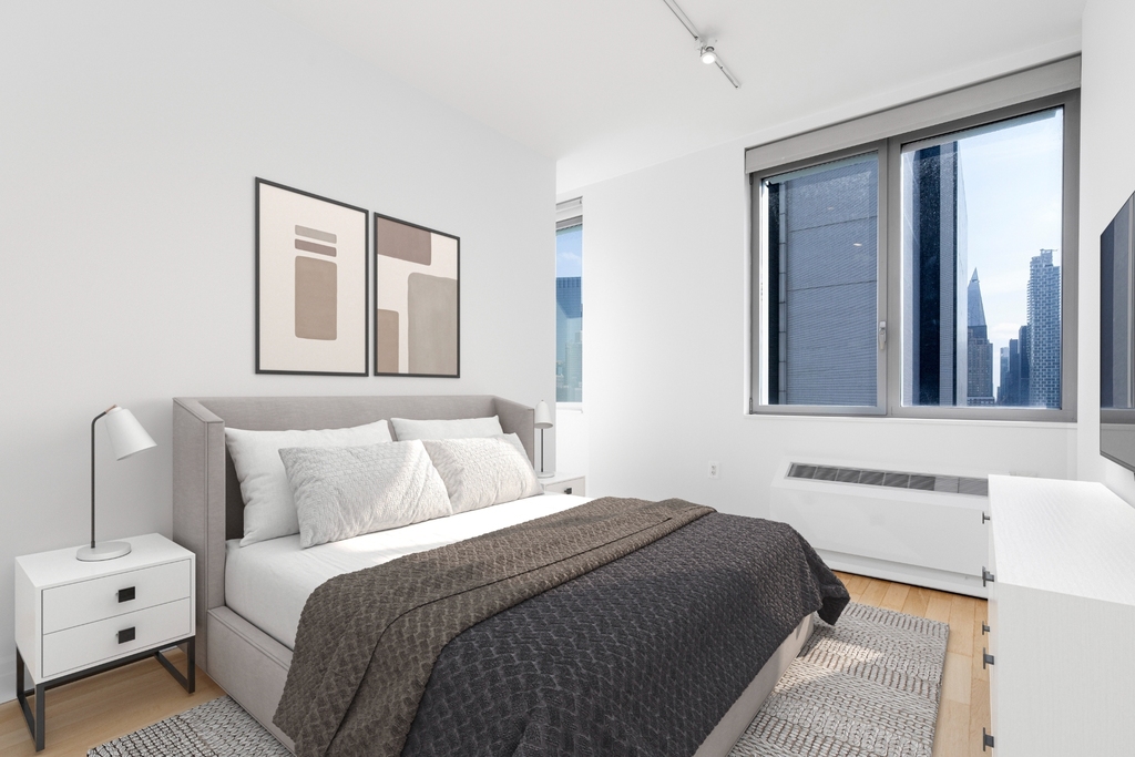 554 West 54th Street - Photo 5