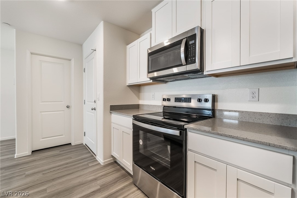 9472 Peaceful River Avenue - Photo 3