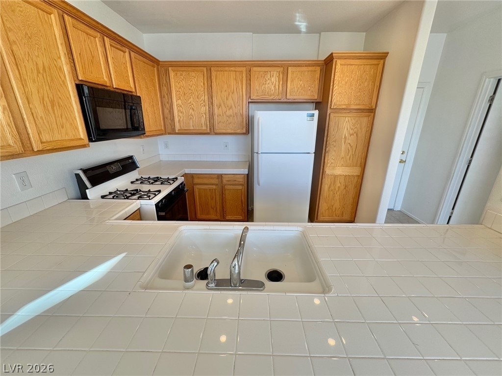 9511 Spring Blush Avenue - Photo 5