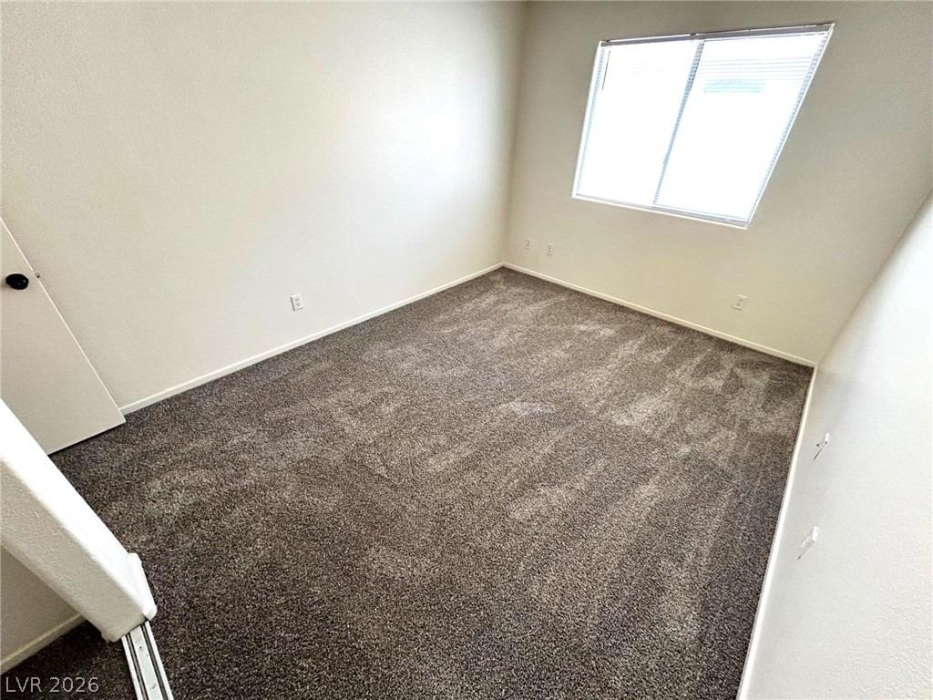 4916 River Splash Avenue - Photo 14