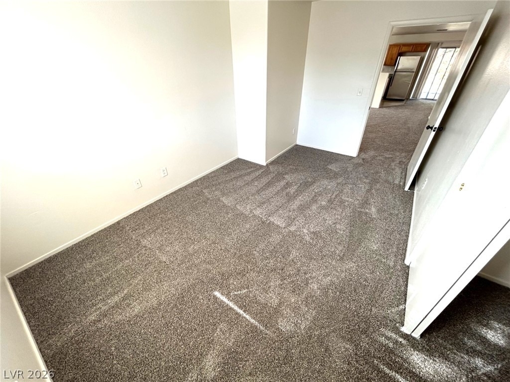 4916 River Splash Avenue - Photo 7