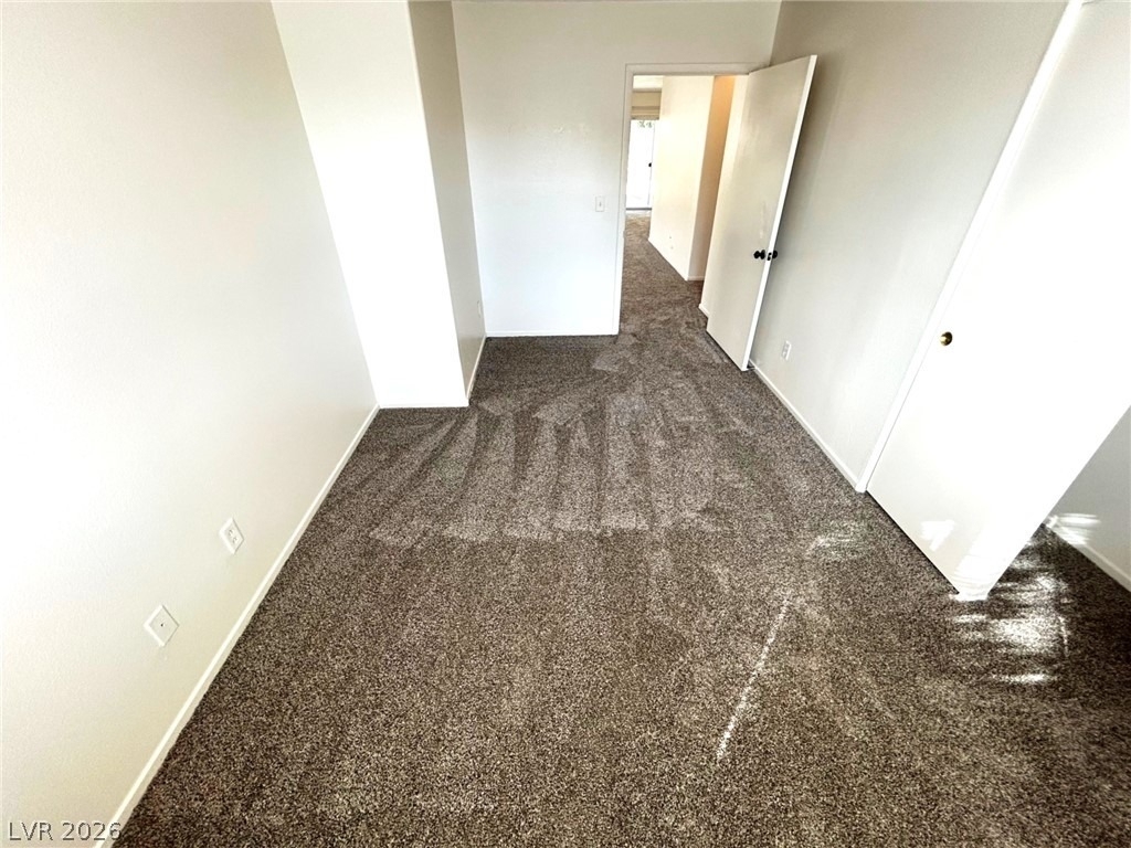 4916 River Splash Avenue - Photo 8