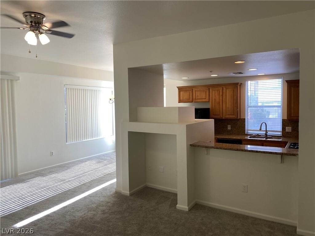 27 E Agate Avenue - Photo 1