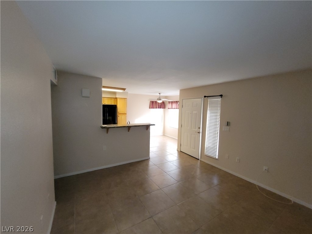 5710 E Tropicana Avenue - Photo 16