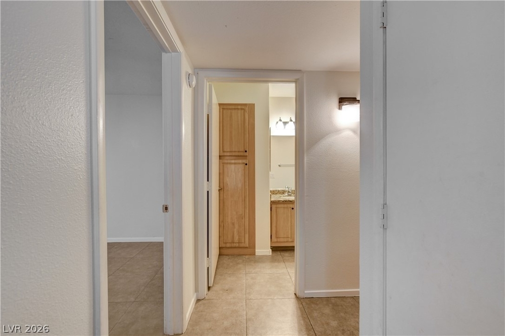 5710 E Tropicana Avenue - Photo 17