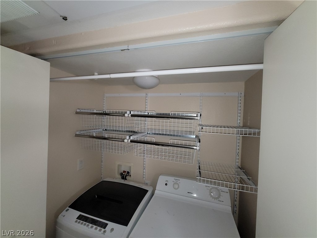 5710 E Tropicana Avenue - Photo 41