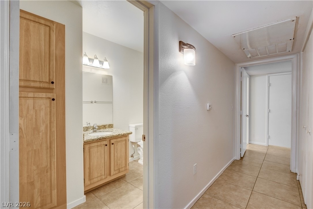 5710 E Tropicana Avenue - Photo 23
