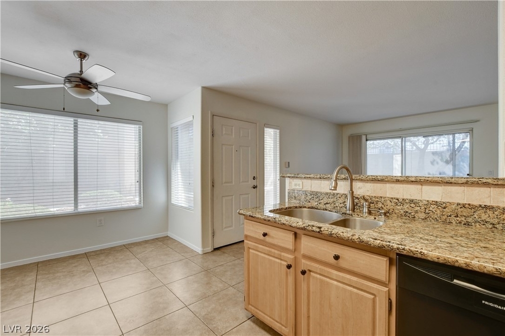 5710 E Tropicana Avenue - Photo 16