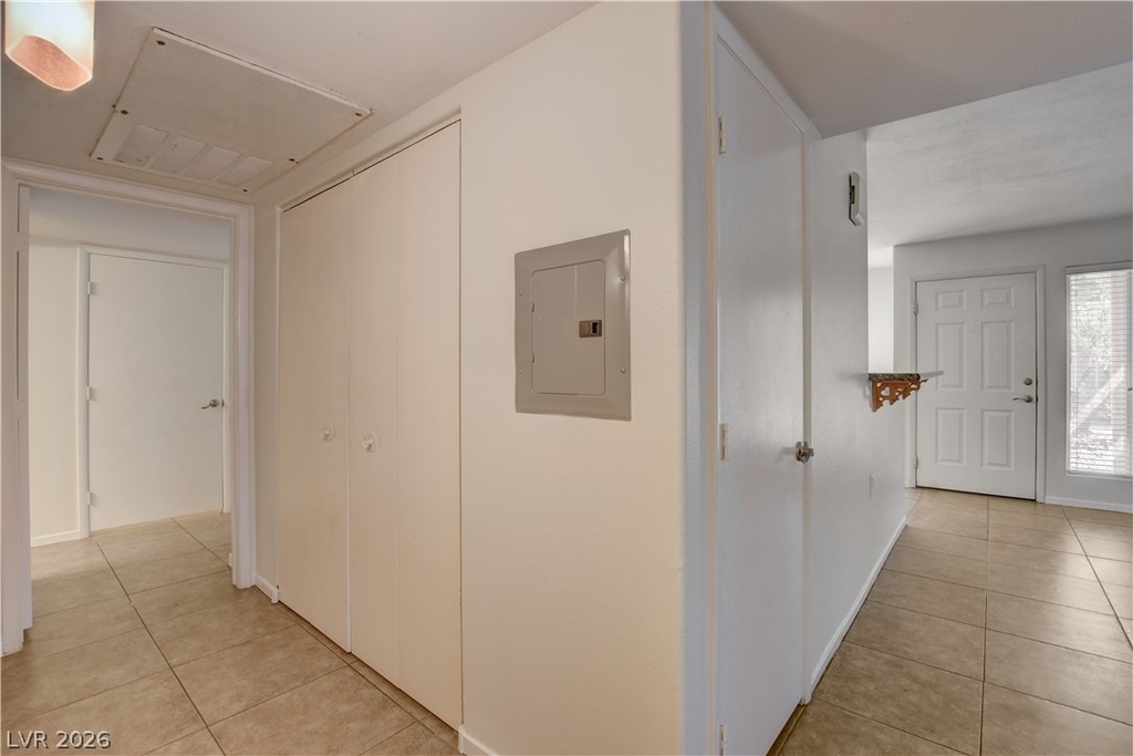 5710 E Tropicana Avenue - Photo 26