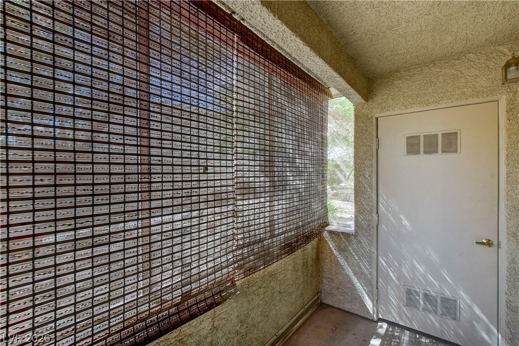 5710 E Tropicana Avenue - Photo 39